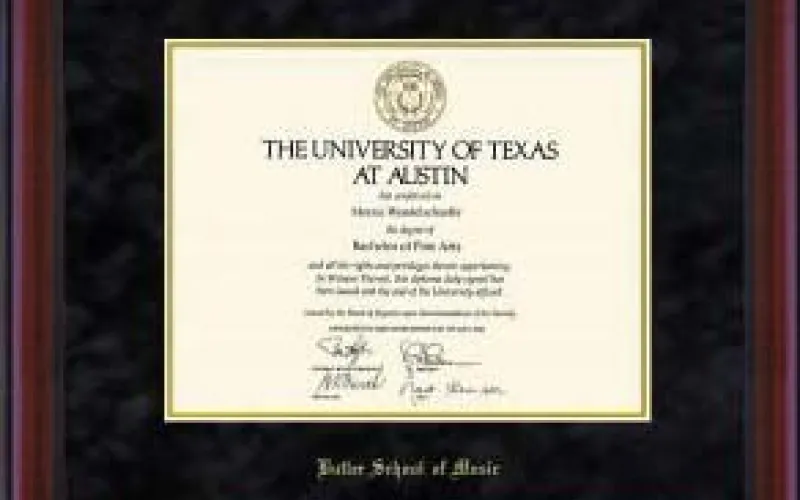 Sample diploma frame from Texas Exes